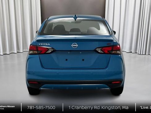 Certified 2025 Nissan Versa SR w/ Trunk Package FWD image 6