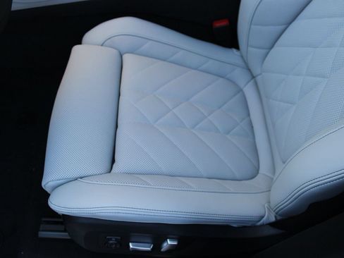 Used 2026 BMW X5 sDrive40i RWD image 14