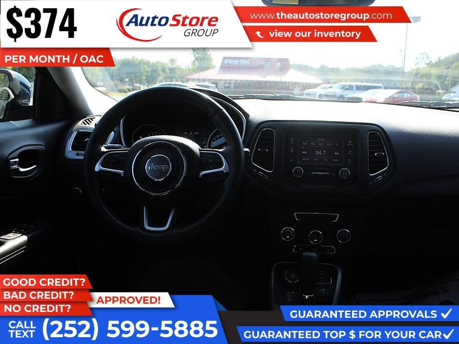 Used 2017 Jeep Compass Latitude w/ Cold Weather Group AWD/4WD image 12