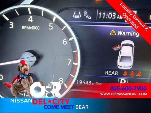 Used 2023 Nissan Maxima SR w/ Sport Mat Group image 3