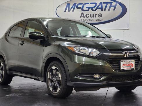 Used 2018 Honda HR-V EX image 2