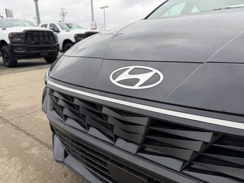 New 2026 Hyundai Elantra SEL Sport Premium image 14