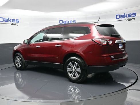 Used 2016 Chevrolet Traverse LT image 6