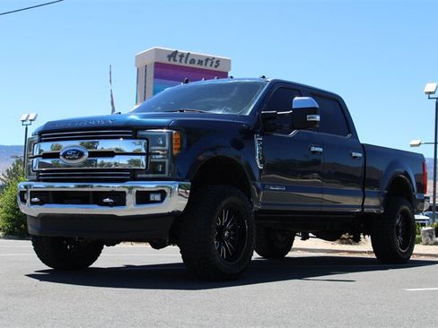 Used 2019 Ford F250 Lariat w/ Chrome Package AWD/4WD image 3