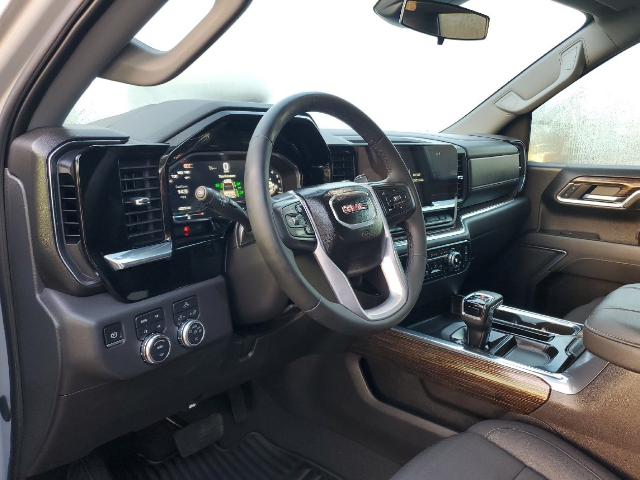 Used 2024 GMC Sierra 1500 Elevation w/ X31 Off-Road Package AWD/4WD image 21
