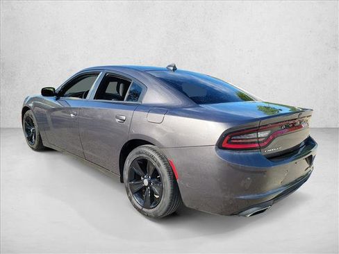 Used 2018 Dodge Charger SXT Plus w/ Driver Convenience Group image 8