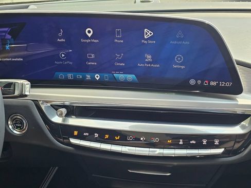 Certified 2024 Cadillac Lyriq Sport AWD/4WD image 28