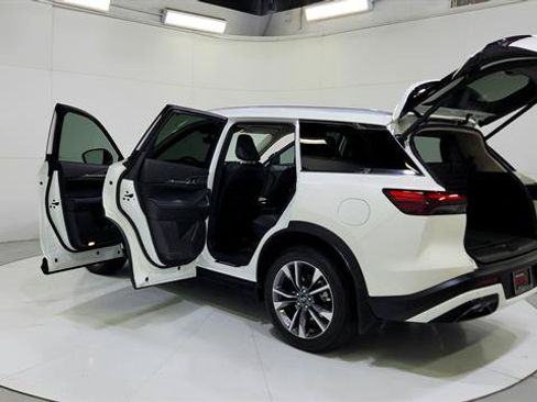 Used 2024 INFINITI QX60 Luxe w/ Vision Package FWD image 31