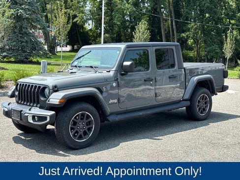 Used 2021 Jeep Gladiator Overland w/ Popular Equipment Package AWD/4WD image 3