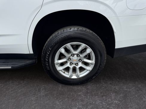 Used 2025 Chevrolet Tahoe LT AWD/4WD image 14