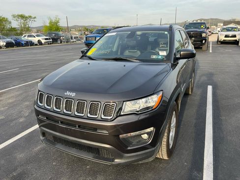 Used 2017 Jeep Compass Latitude w/ Safe & Security Group AWD/4WD image 1