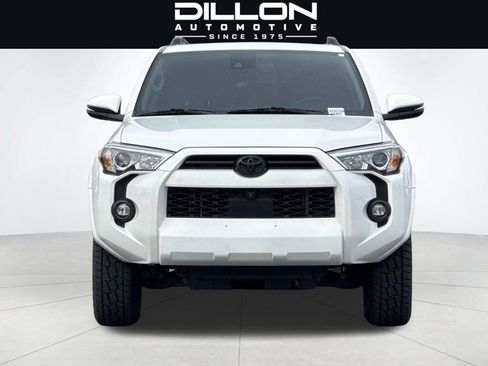 Used 2023 Toyota 4Runner SR5 Premium w/ Moonroof Package AWD/4WD image 9