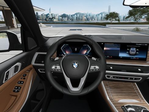 Used 2026 BMW X5 sDrive40i image 13