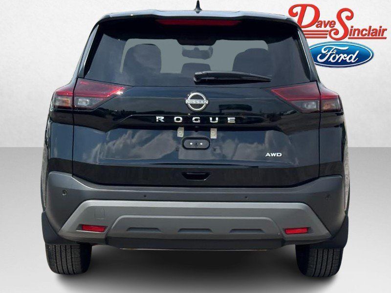 Used 2023 Nissan Rogue S AWD/4WD image 8