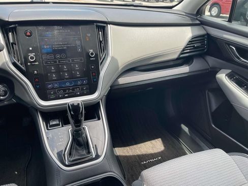 Used 2023 Subaru Outback Premium AWD/4WD image 19