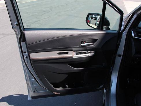 Used 2021 Toyota Sienna XSE AWD/4WD image 13