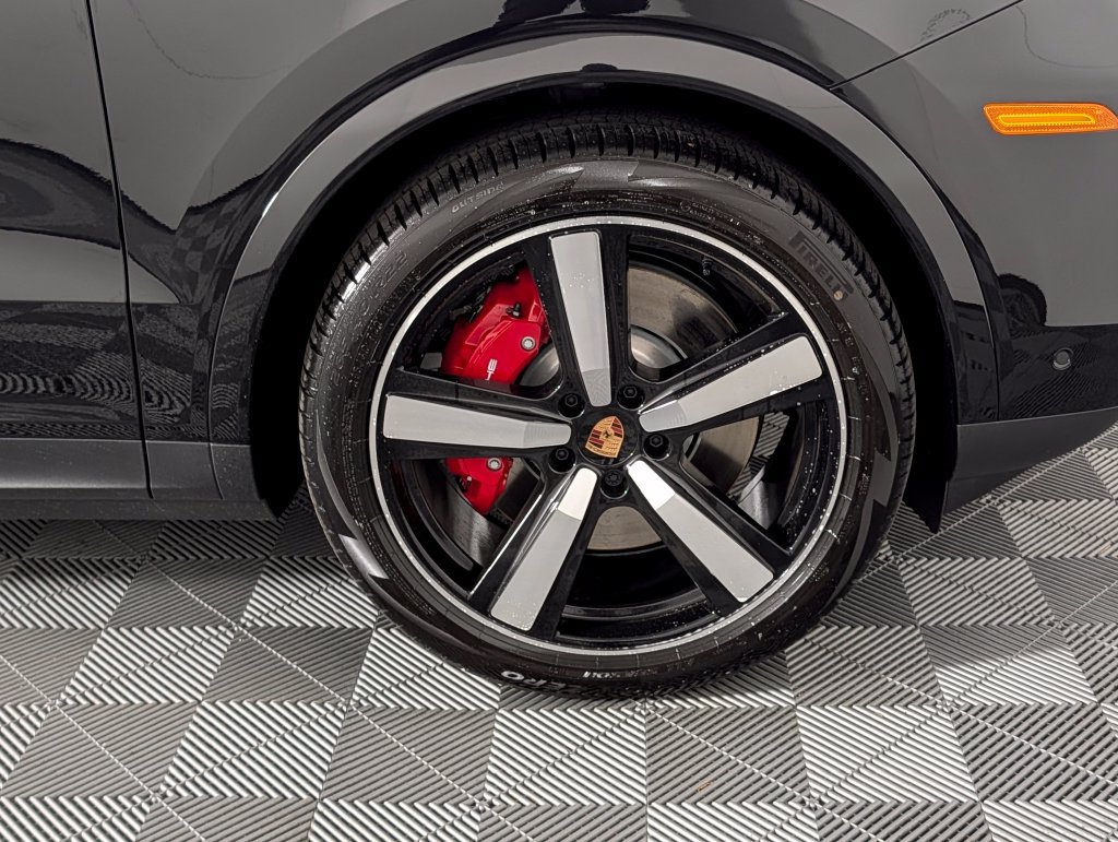 New 2026 Porsche Cayenne S AWD/4WD image 14
