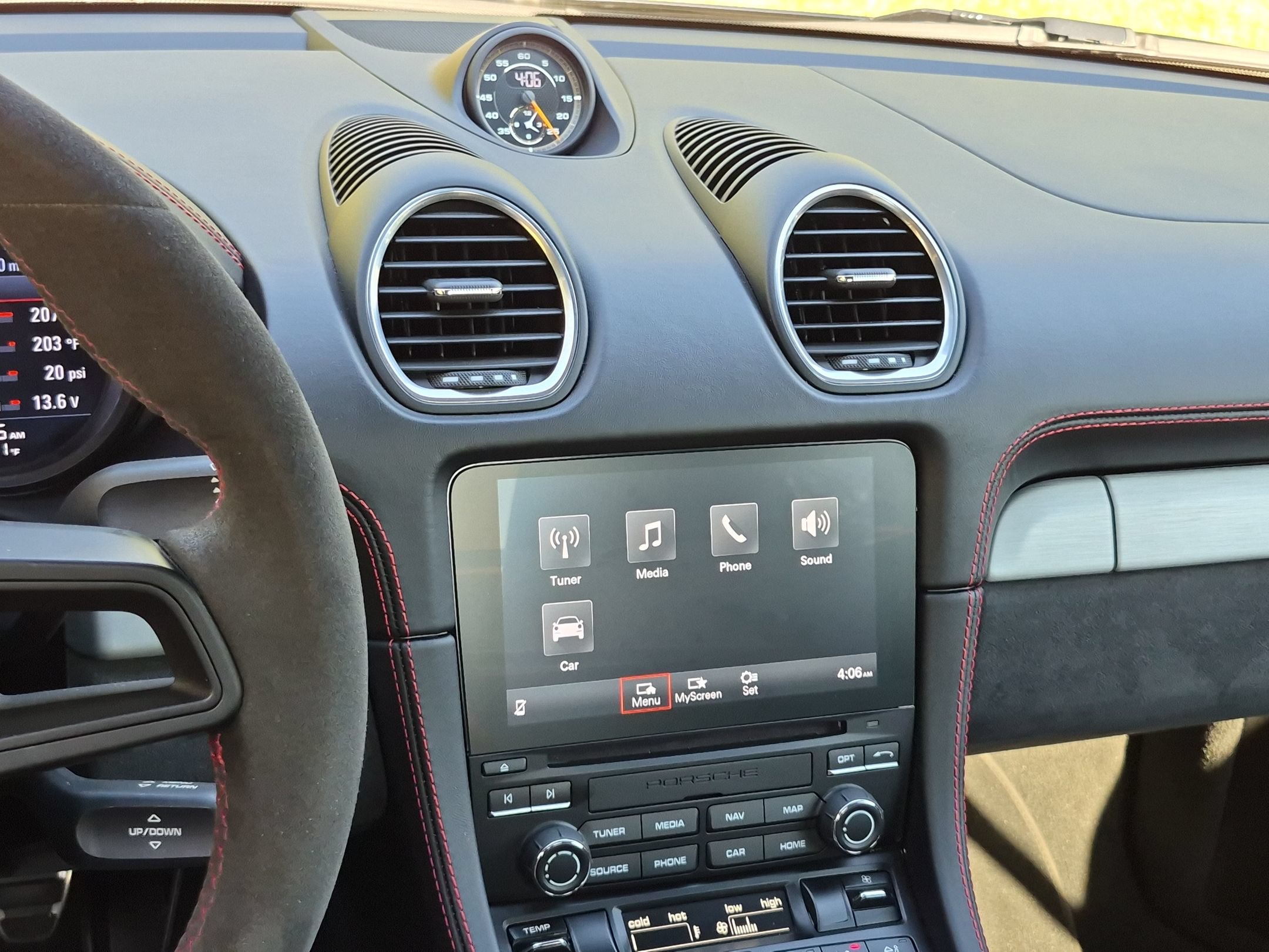 Certified 2020 Porsche 718 Cayman GT4 RWD image 12