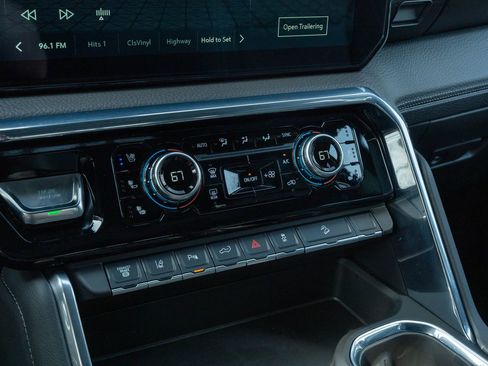 Used 2025 GMC Sierra 2500 Denali w/ Denali Reserve Package image 24