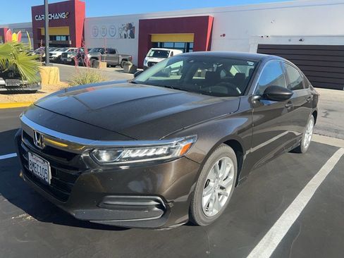 Used 2018 Honda Accord LX image 1