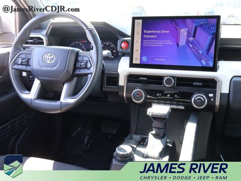 Used 2024 Toyota Tacoma TRD Off-Road image 13