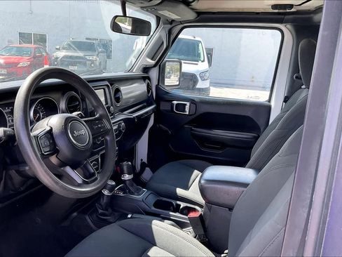 Used 2019 Jeep Wrangler Sport AWD/4WD image 12