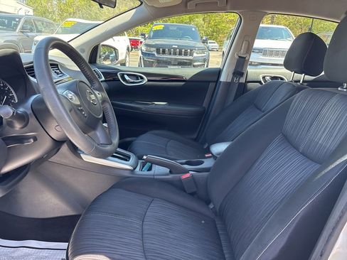 Used 2017 Nissan Sentra SV FWD image 6