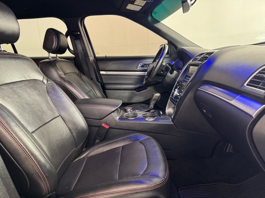 Used 2016 Ford Explorer Sport AWD/4WD image 31