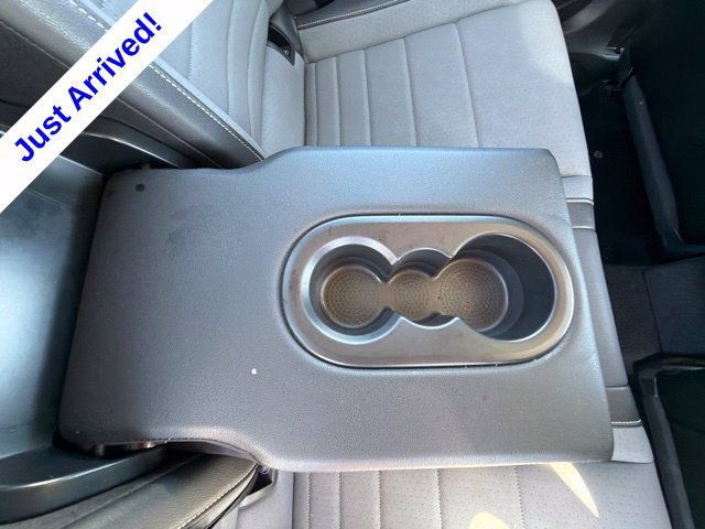 Used 2025 Volkswagen Jetta SE FWD image 31