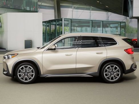 New 2026 BMW X1 xDrive28i w/ Technology Package image 4