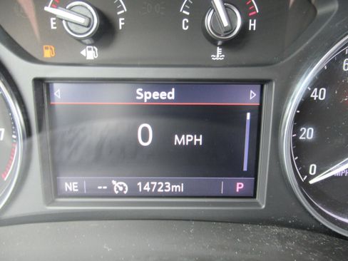 Used 2023 Buick Enclave Essence w/ Experience Buick Package FWD image 29