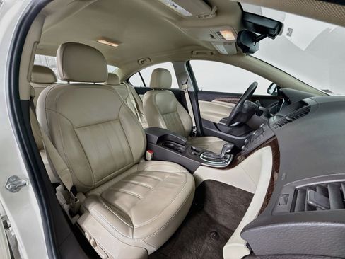 Used 2013 Buick Regal Premium FWD image 24