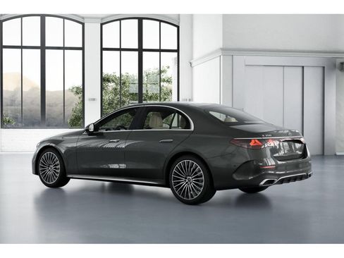 New 2026 Mercedes-Benz E 350 4MATIC Sedan image 30