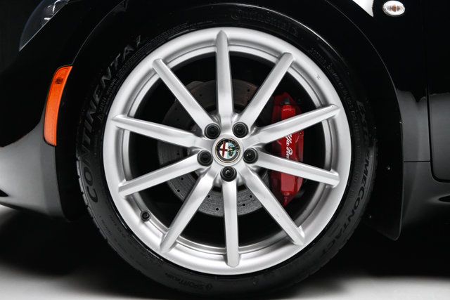 Used 2016 Alfa Romeo 4C Spider RWD image 39