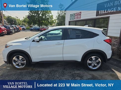 Used 2016 Honda HR-V EX image 8