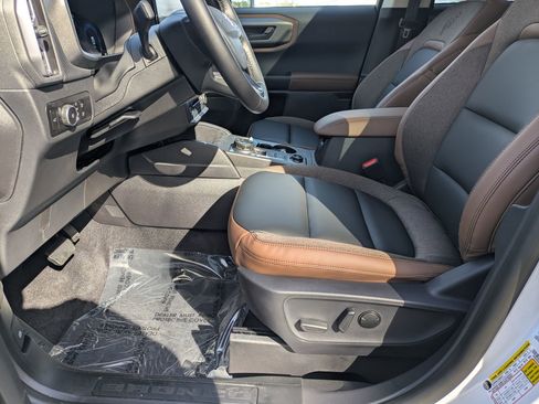 New 2025 Ford Bronco Sport Outer Banks w/ Outer Banks Tech Package+ image 13