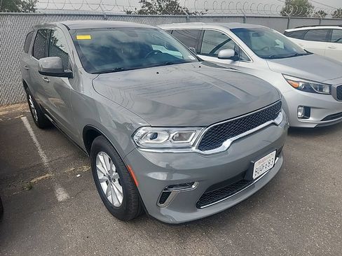Used 2021 Dodge Durango SXT w/ 3rd Row Seating Group RWD image 1