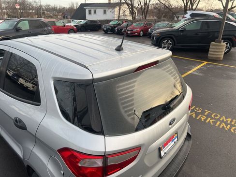 Used 2018 Ford EcoSport S image 36