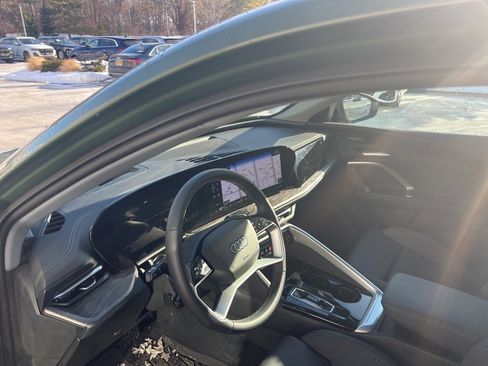 Used 2025 Audi Q5 Premium Plus w/ Premium Plus image 50