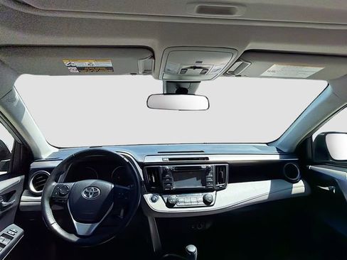 Used 2018 Toyota RAV4 XLE image 16