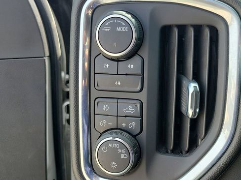 Used 2023 Chevrolet Silverado 2500 LT w/ Convenience Package AWD/4WD image 22