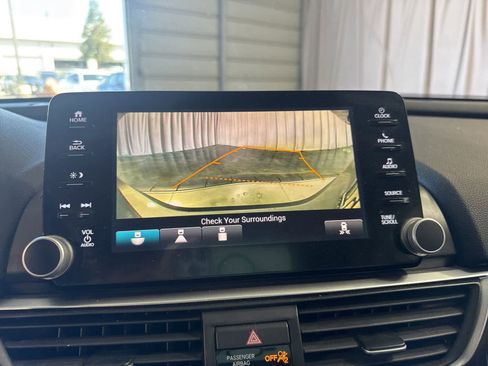 Used 2018 Honda Accord EX-L image 25