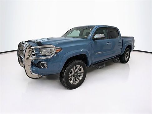 Certified 2019 Toyota Tacoma Limited image 3