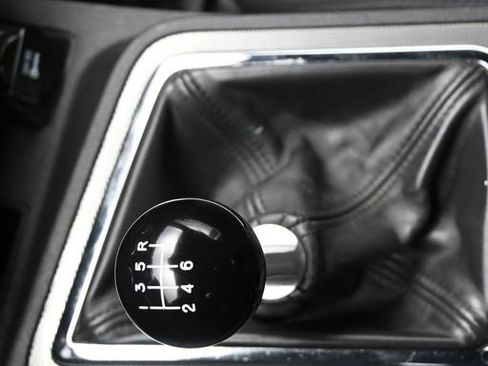 Used 2012 Dodge Challenger R/T image 24