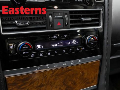 Used 2023 Nissan Armada SL w/ Captain's Chairs Package image 19