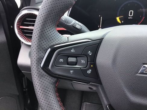 New 2026 Chevrolet Trax RS w/ Sunroof Package image 19