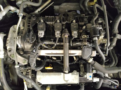Used 2022 Nissan Kicks SV FWD image 30