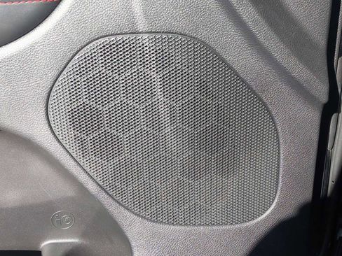 Used 2024 Dodge Durango GT image 25