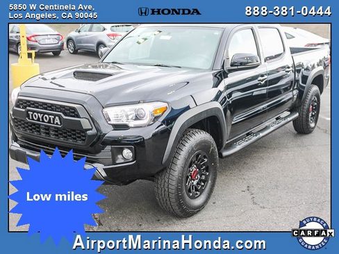 Used 2017 Toyota Tacoma TRD Off-Road image 7