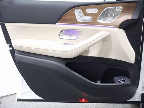 New 2026 Mercedes-Benz GLS 450 4MATIC image 12